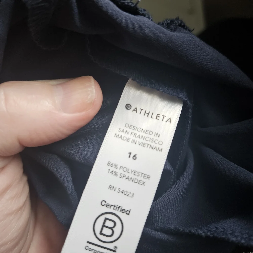 ATHLETA Brooklyn Wide Leg Crop Pant NAVY Size 16 - Picture 7 of 10
